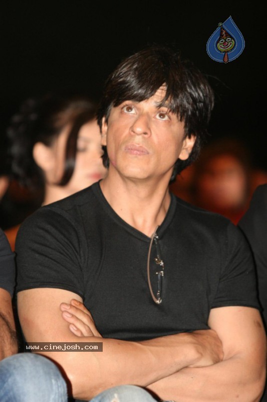 All Big Bollywood Stars At Apsara Awards Nite - 18 / 27 photos