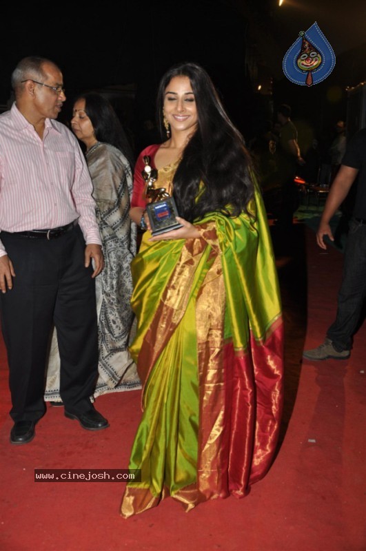 All Bollywood Stars At 16th Nokia Star Screen Awards Ceremony - 43 / 105 photos