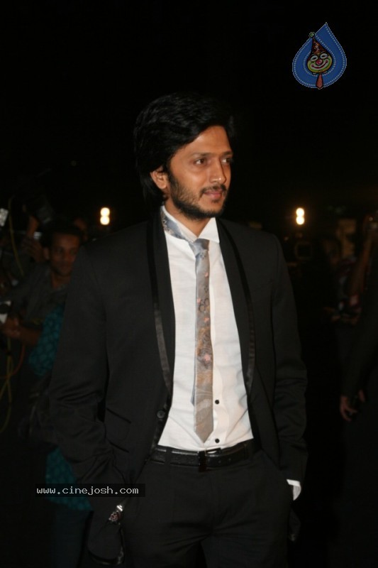 All Bollywood Stars At 16th Nokia Star Screen Awards Ceremony - 46 / 105 photos