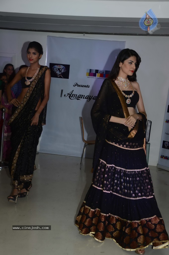 Amanaya Art n Sagar Samir IJ Fashion Show - 19 / 67 photos