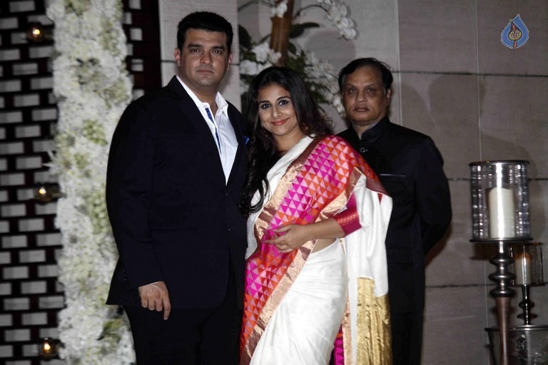 Ambanis Hosted Party for Harbhajan and Rohit Sharma - 38 / 70 photos