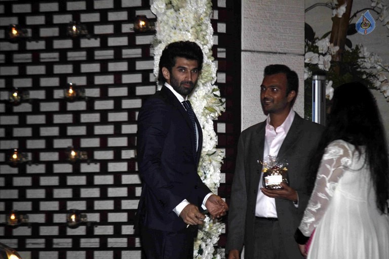Ambanis Hosted Party for Harbhajan and Rohit Sharma - 52 / 70 photos