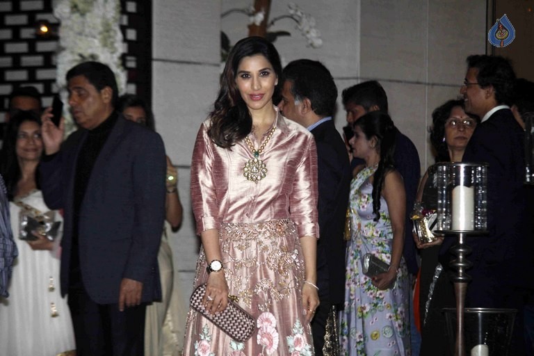 Ambanis Hosted Party for Harbhajan and Rohit Sharma - 61 / 70 photos