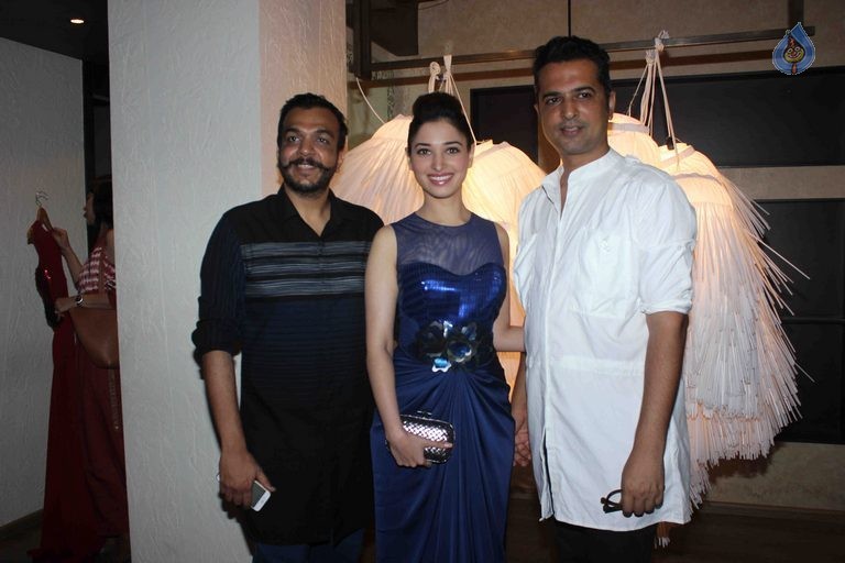 Amit Agarwal Fall Winter Couture Preview - 32 / 41 photos