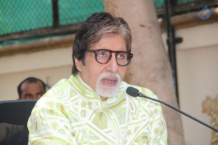 Amitabh Bachchan Birthday Meet - 6 / 21 photos