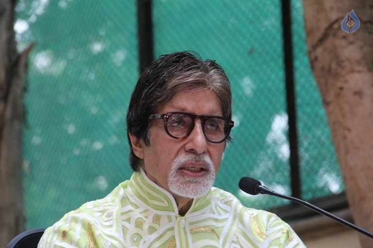 Amitabh Bachchan Birthday Meet - 13 / 21 photos