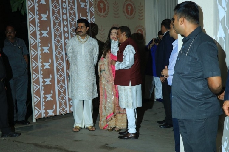 Amitabh Bachchan Diwali Bash 2019 - 19 / 84 photos