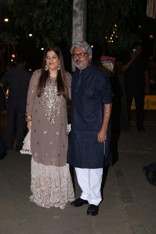 Amitabh Bachchan Diwali Bash 2019 - 20 / 84 photos