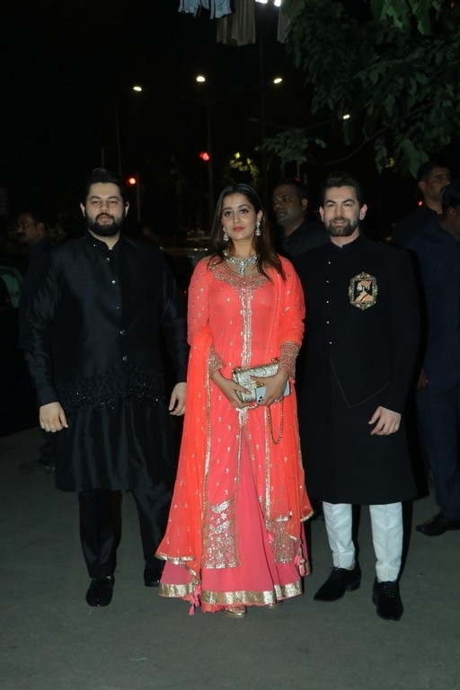 Amitabh Bachchan Diwali Bash 2019 - 48 / 84 photos