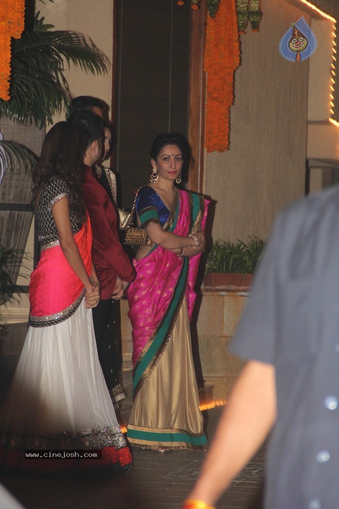 Amitabh Bachchan Hosted Diwali Party - 25 / 80 photos