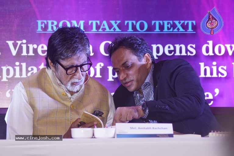 Amitabh Bachchan Launch Poetry Book Kuch Shabd Mere - 5 / 8 photos
