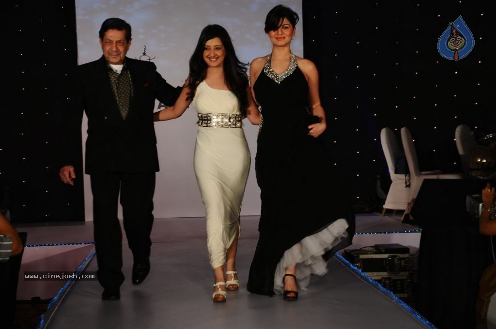 Amy Billimoria Gynaecologists Fashion Show - 24 / 26 photos