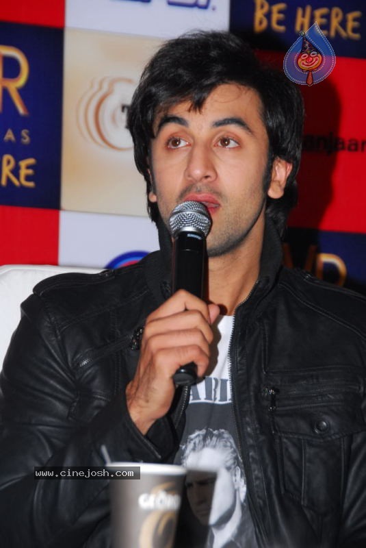 Anjaana Anjaani Movie Press Meet Photos - 16 / 55 photos