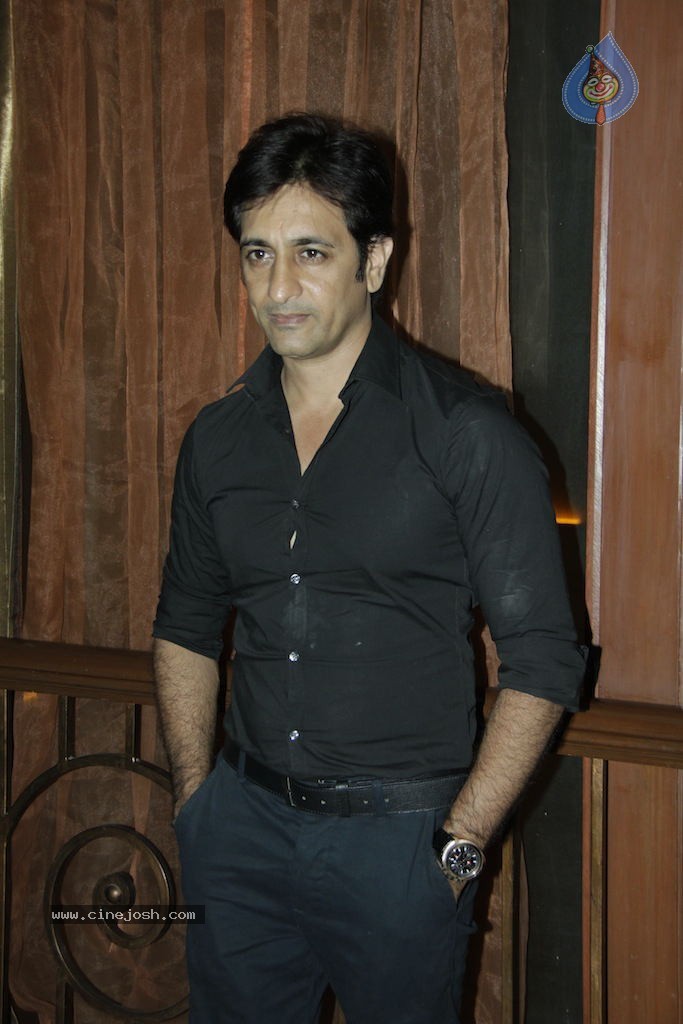 Anu Ranjan GR8 Magazine Party - 11 / 53 photos