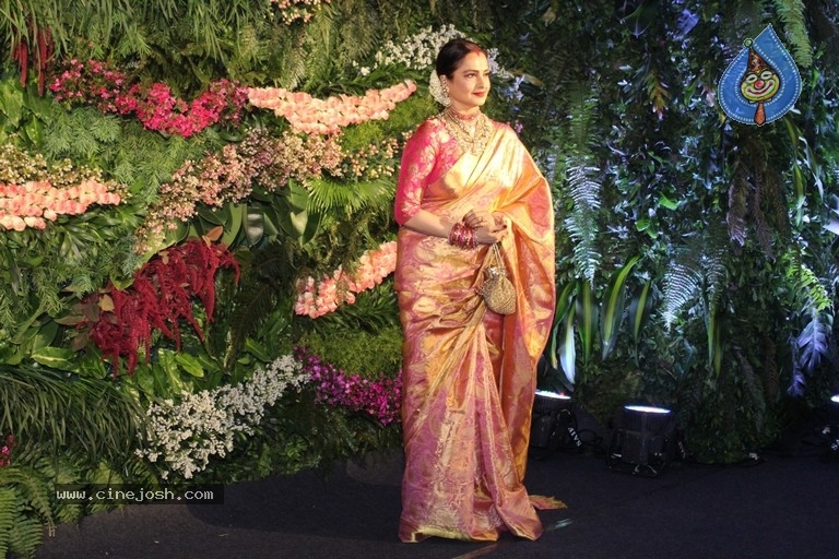 Anushka And Virat Wedding Celebration In Mumbai Set 1 - 32 / 84 photos