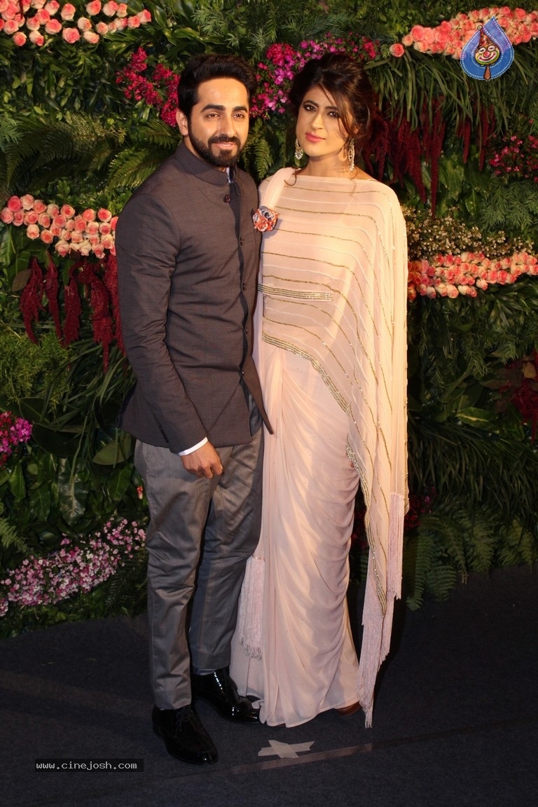 Anushka And Virat Wedding Celebration In Mumbai Set 2 - 14 / 84 photos