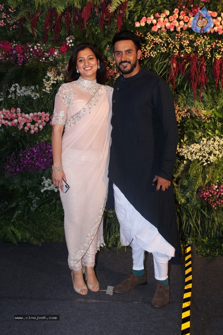 Anushka And Virat Wedding Celebration In Mumbai Set 2 - 28 / 84 photos
