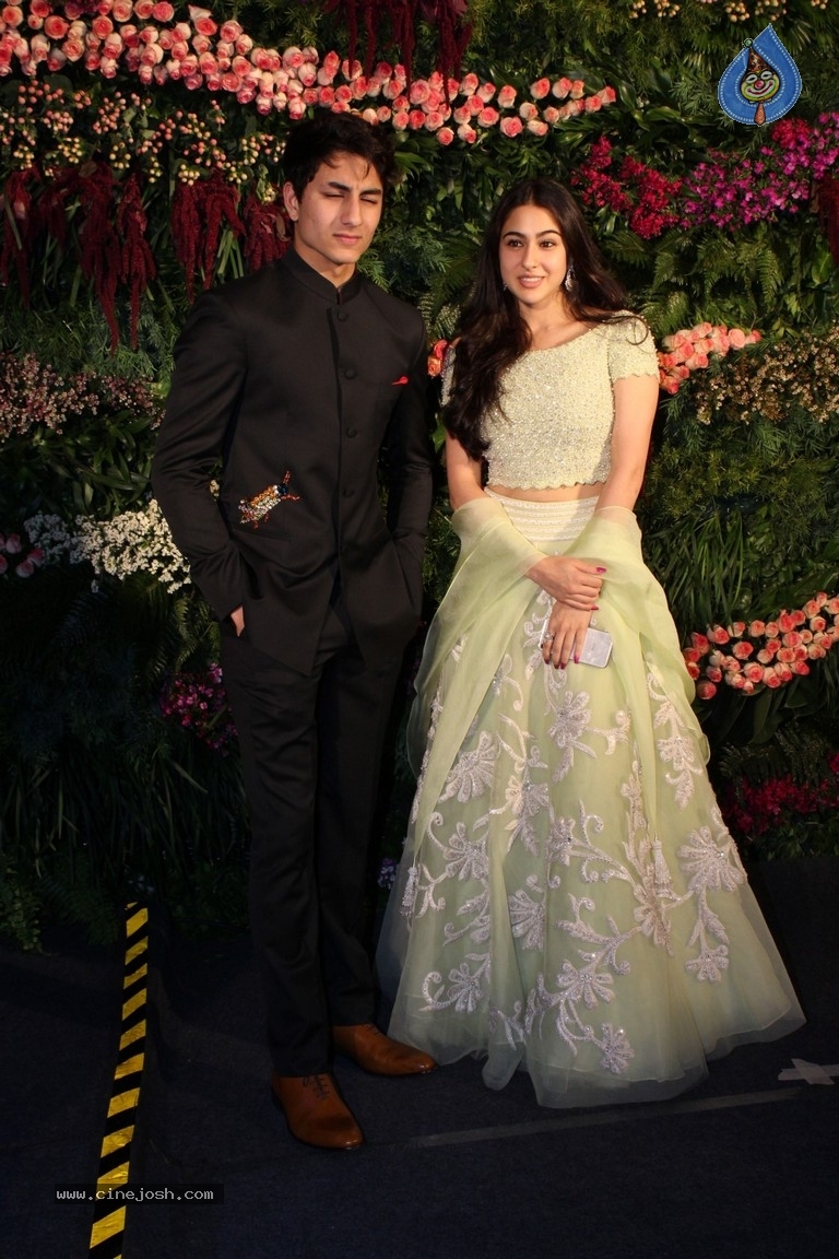 Anushka And Virat Wedding Celebration In Mumbai Set 2 - 29 / 84 photos