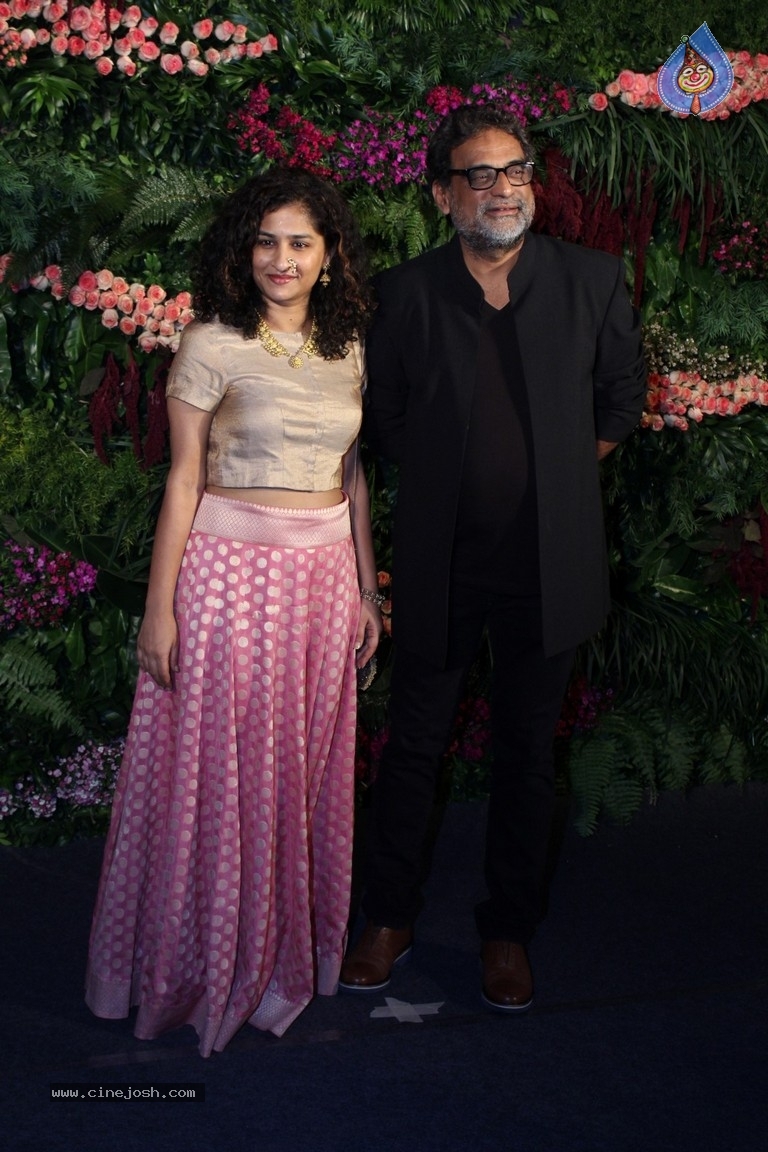 Anushka And Virat Wedding Celebration In Mumbai Set 2 - 44 / 84 photos