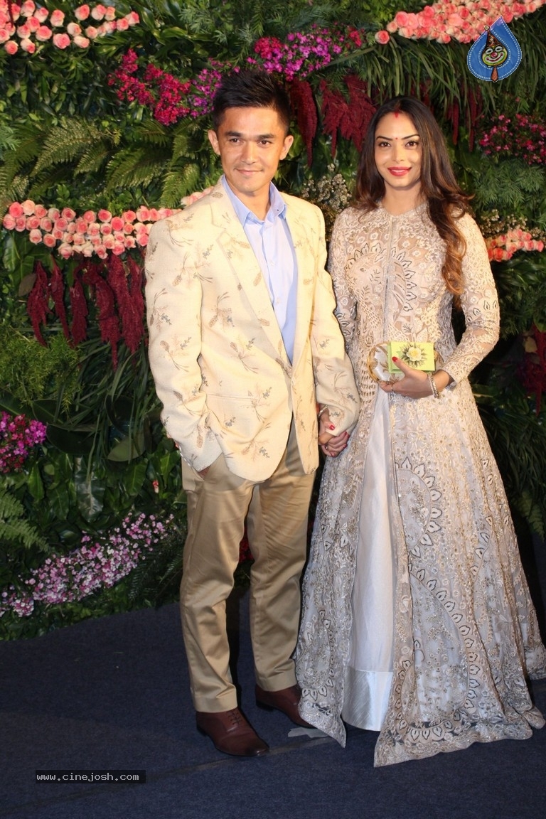 Anushka And Virat Wedding Celebration In Mumbai Set 2 - 69 / 84 photos