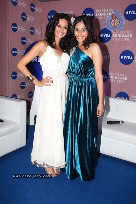 Anushka Sharma at Nivea 100 Years Event - 18 / 31 photos