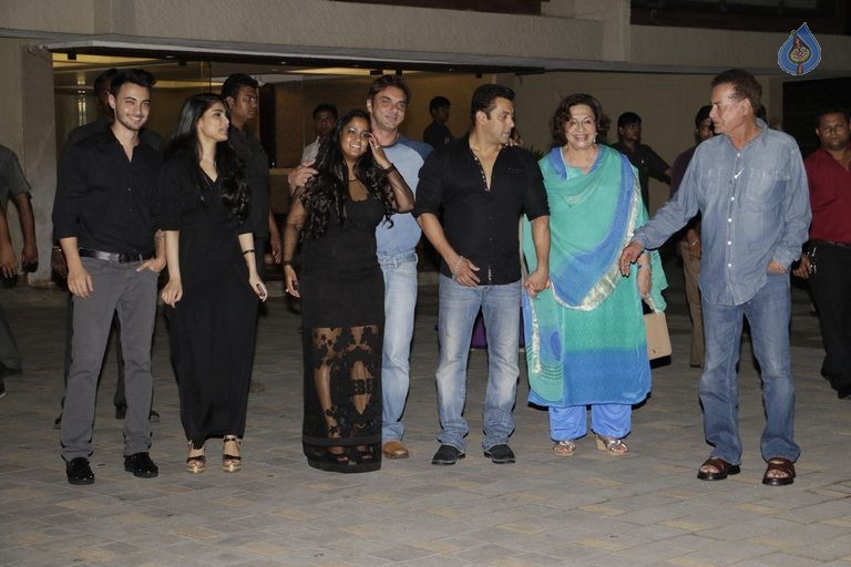Arpita Khan Birthday Party Photos - 35 / 83 photos