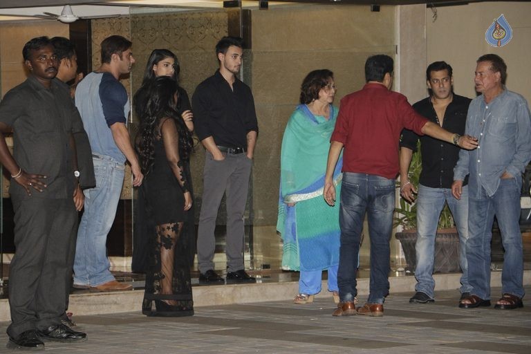 Arpita Khan Birthday Party Photos - 55 / 83 photos