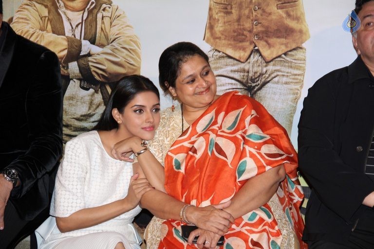 Asin at Film All is Well Trailer Launch - 12 / 40 photos