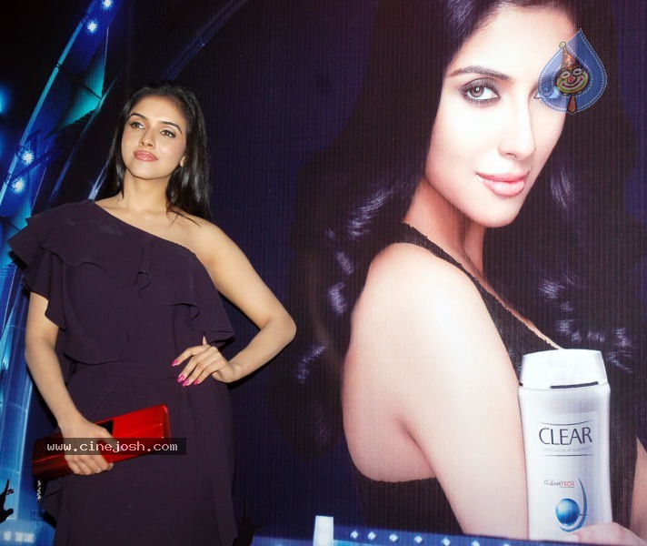 Asin Promoting Clinic All Clear - 19 / 25 photos