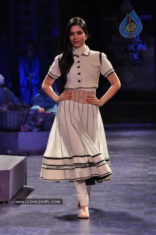 AVIBFW 2012 Grand Finale - 34 / 112 photos