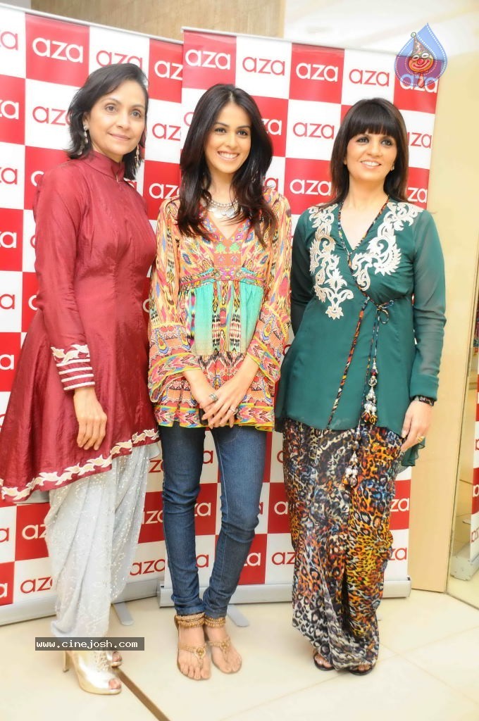 AZA Nishaka Lulla Showcase Event - 5 / 59 photos