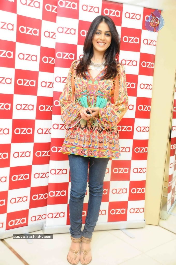 AZA Nishaka Lulla Showcase Event - 44 / 59 photos