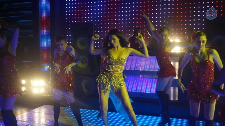 B Positive Film Item Song Shoot - 19 / 37 photos
