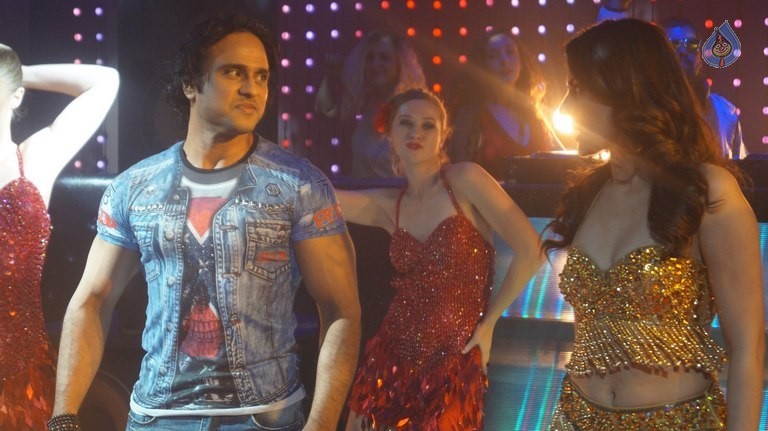 B Positive Film Item Song Shoot - 29 / 37 photos