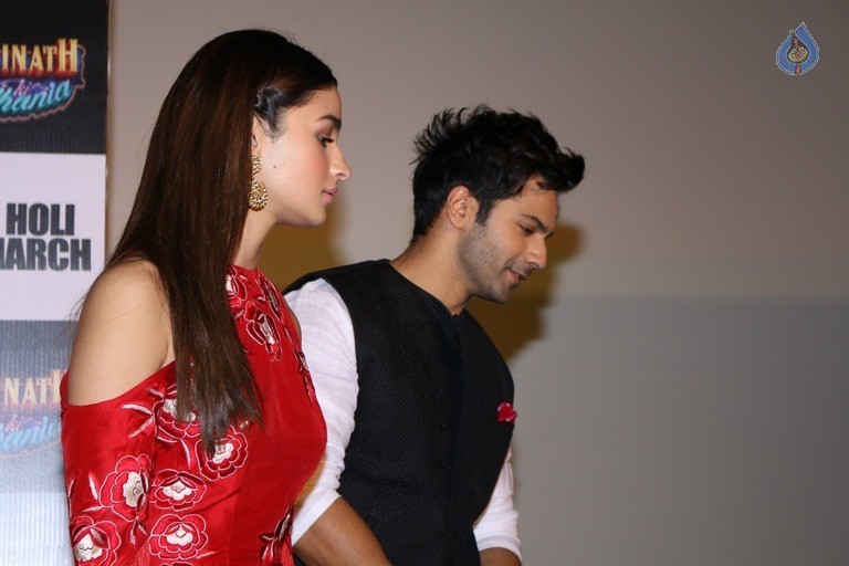 Badrinath Ki Dulhaniya Trailer Launch - 4 / 19 photos