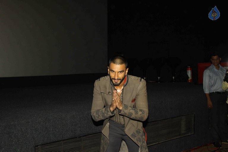 Bajirao Mastani Trailer Launch Photos - 7 / 42 photos