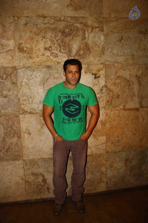 Bajrangi Bhaijaan Special Screening Photos - 9 / 42 photos