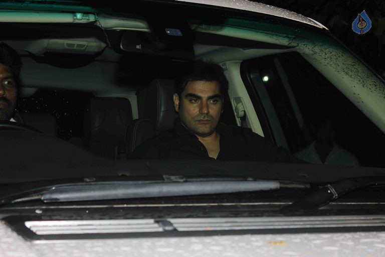 Bajrangi Bhaijaan Special Screening Photos - 30 / 42 photos