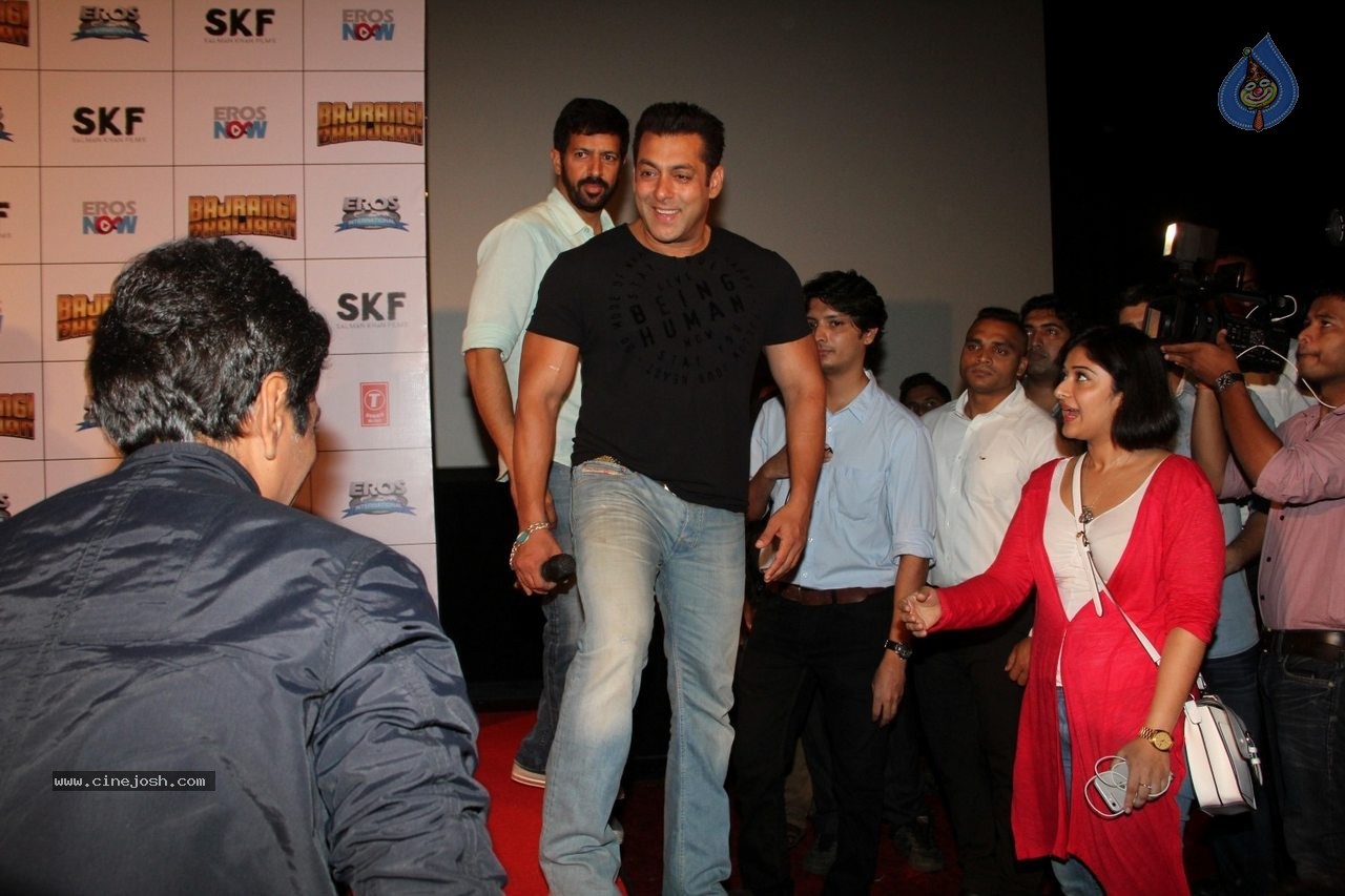 Bajrangi Bhaijaan Trailer Launch - 45 / 128 photos