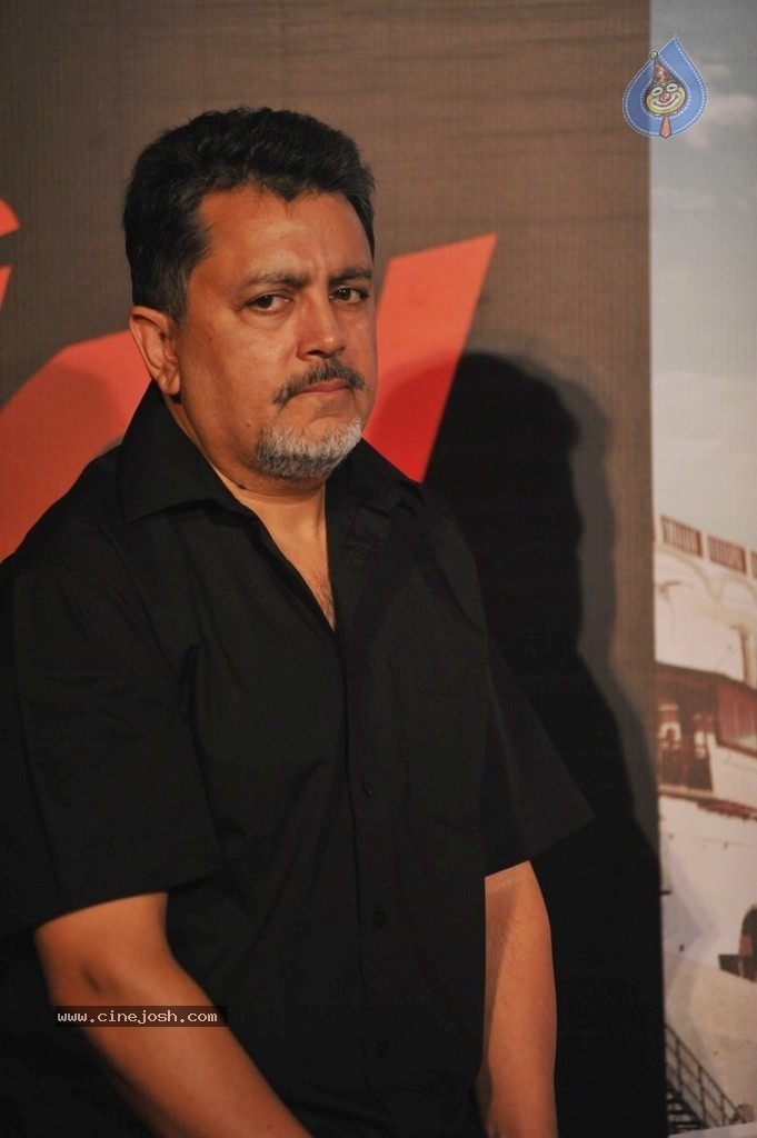 Bang Bang Title Song Launch - 32 / 33 photos
