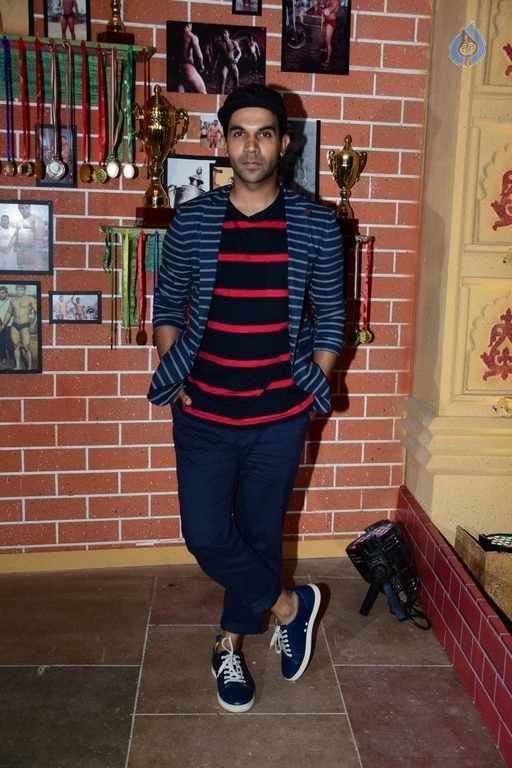 Bareilly Ki Barfi Team at TV Comedy Dangal - 5 / 41 photos