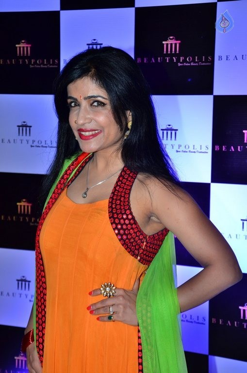 Beautypolis Launch Event - 7 / 21 photos