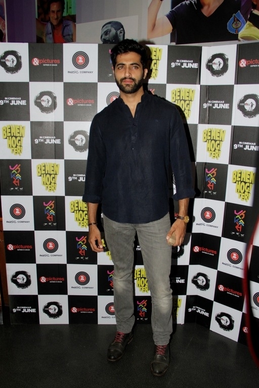 Behen Hogi Teri Special Screening Photos - 12 / 29 photos