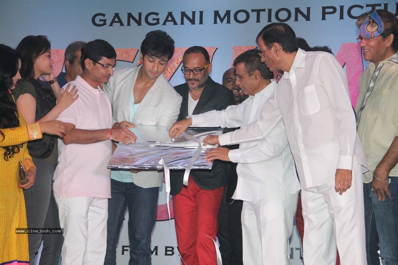 Bezubaan Ishq Trailer and Music Launch - 55 / 64 photos