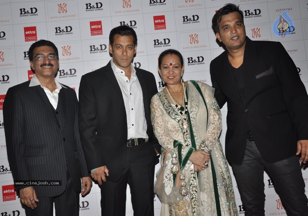 Bharat & Dorris Hair Styling and Make Up Awards - 15 / 70 photos