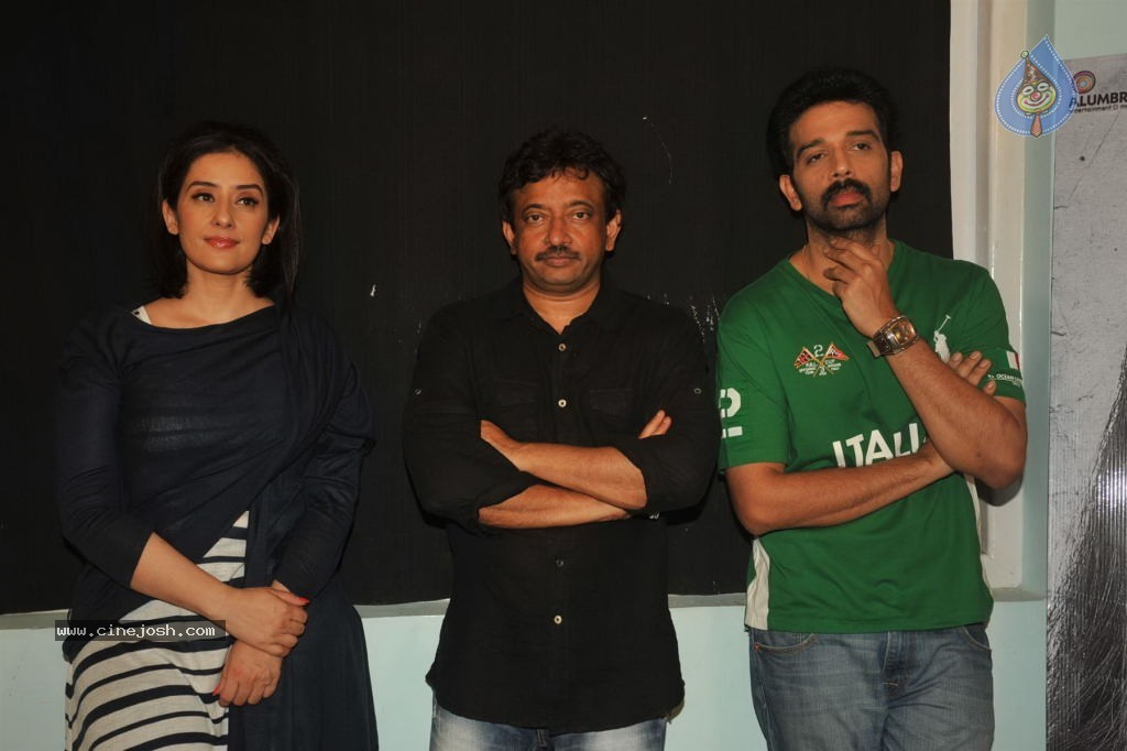 Bhoot Returns Press Meet - 22 / 37 photos