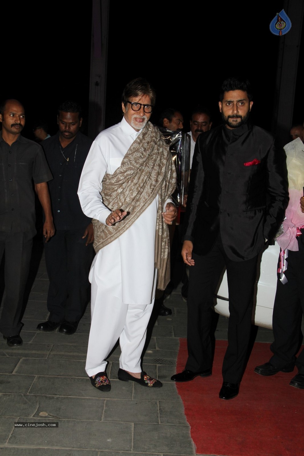 Bhushan Kumar Sister Tulasi Kumar Wedding Reception 02 - 14 / 119 photos
