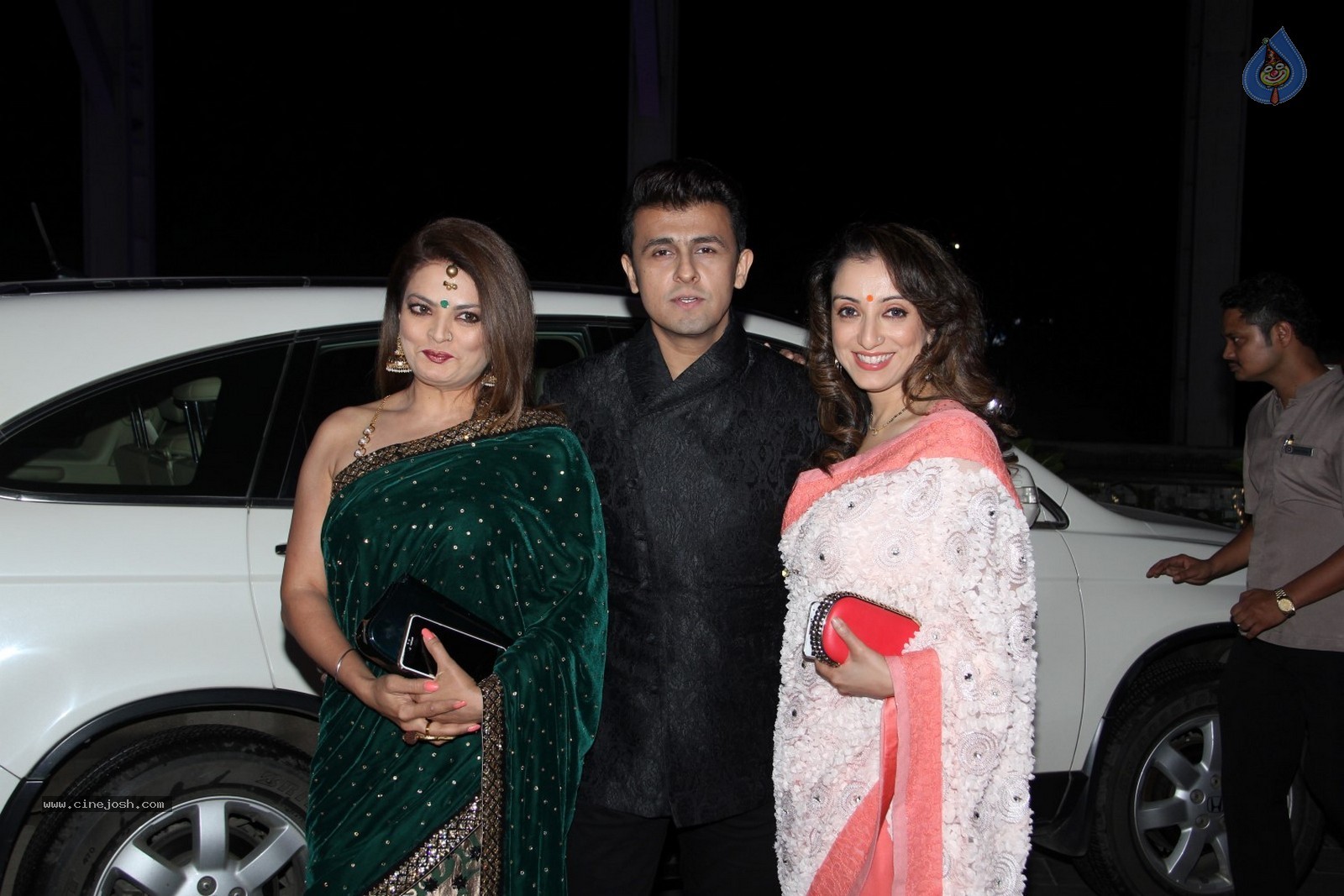Bhushan Kumar Sister Tulasi Kumar Wedding Reception 03 - 16 / 59 photos