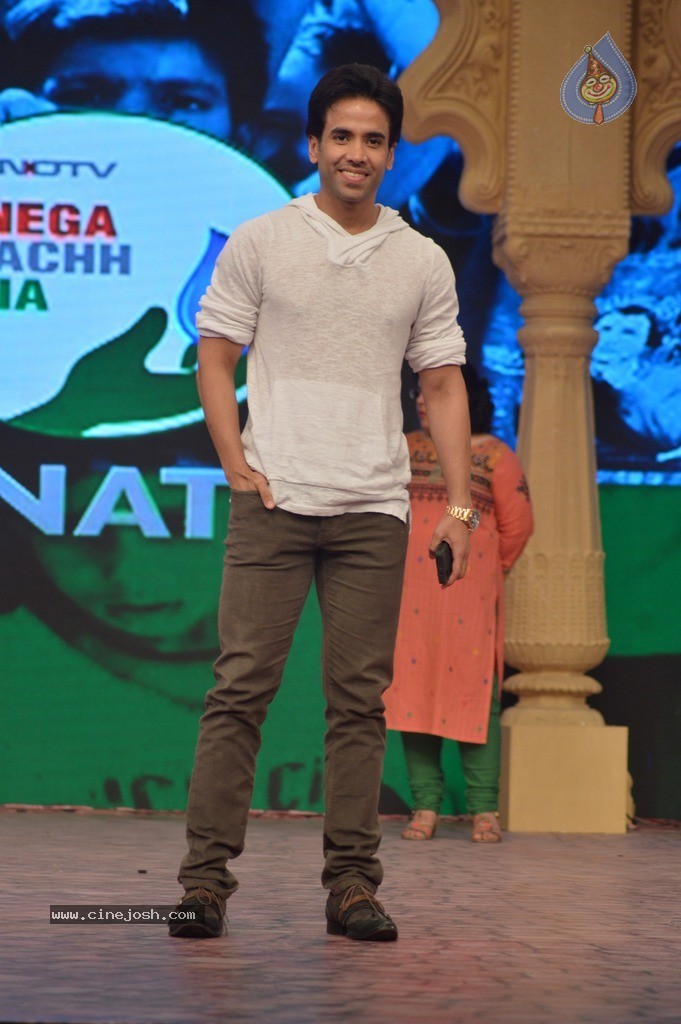 Big B for NDTV Mission Swachh Bharat Abhiyaan - 144 / 148 photos