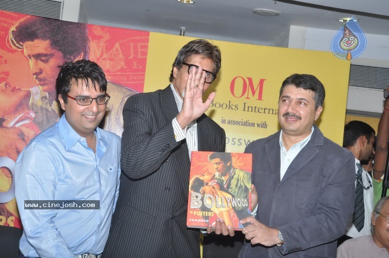 Big B launches Bollywood in Posters Book  - 5 / 18 photos
